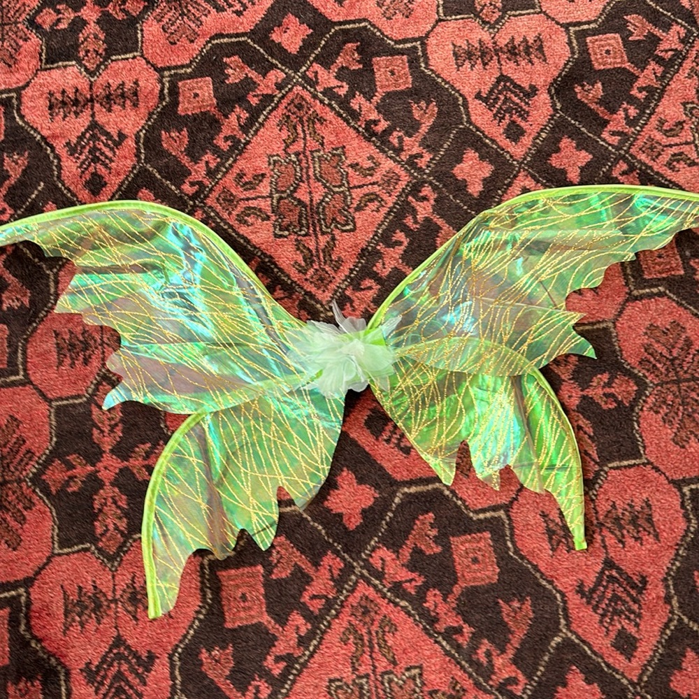 Green costume wings